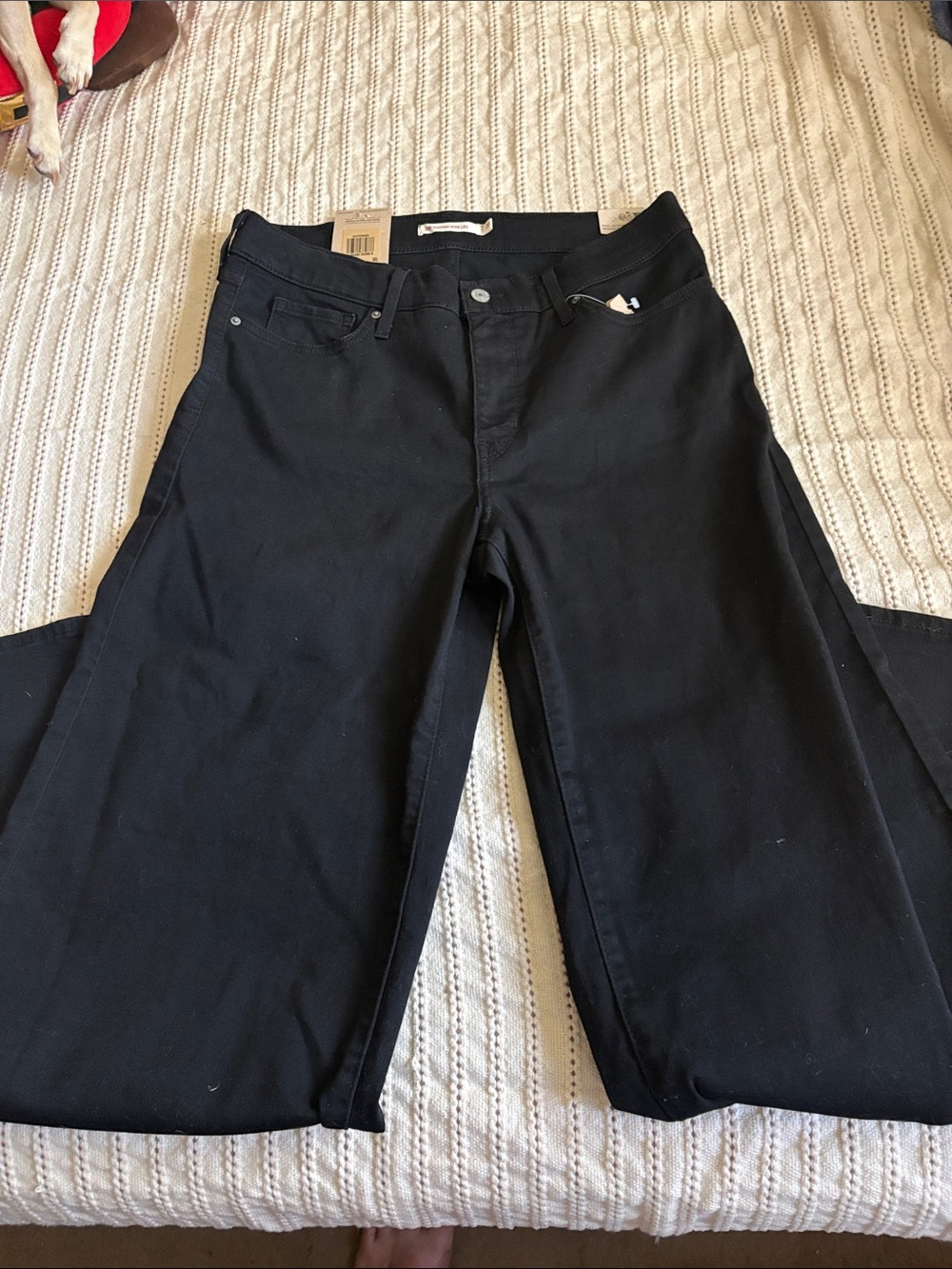 Levi's Black Wide-Leg Women's Jeans fit & flare bell bottoms NWT